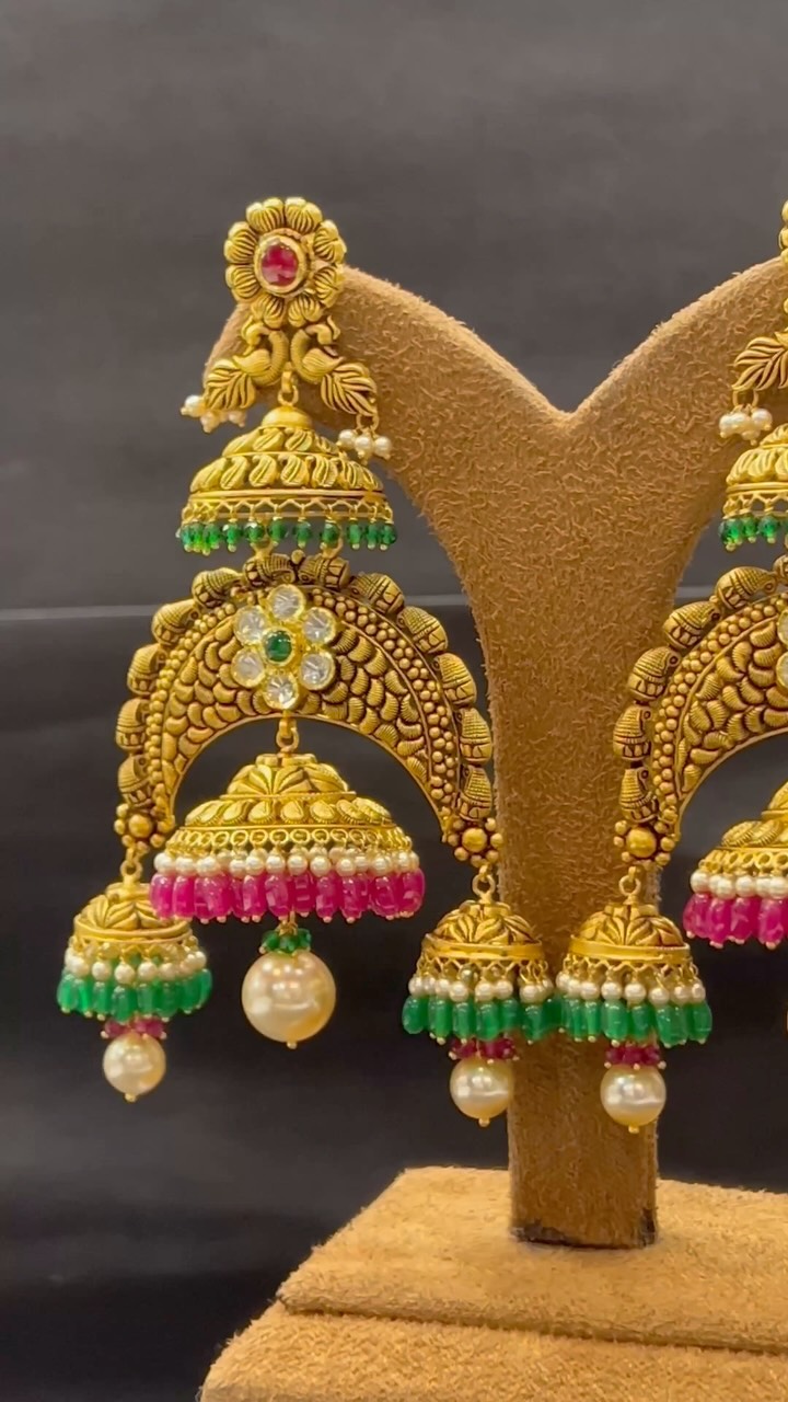 #earrings #antiquejewelry #wedding #goldjewellery #engagement