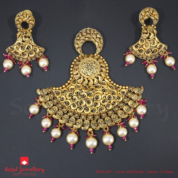 Antique Jewellery Pendant Sets