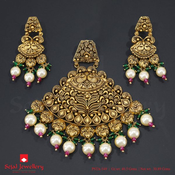 Antique Jewellery Pendant Sets