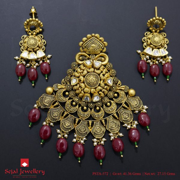 Antique Jewellery Pendant Sets